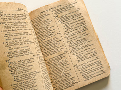 Children's Hymn Book from the 1940s